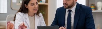 Reforma Tributária para fonoaudiólogos com impactos em contratos com clínicas, escolas e outras instituições